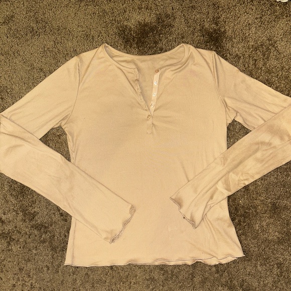 Elegant Beige Button Down Women's Top - Picture 1 of 4